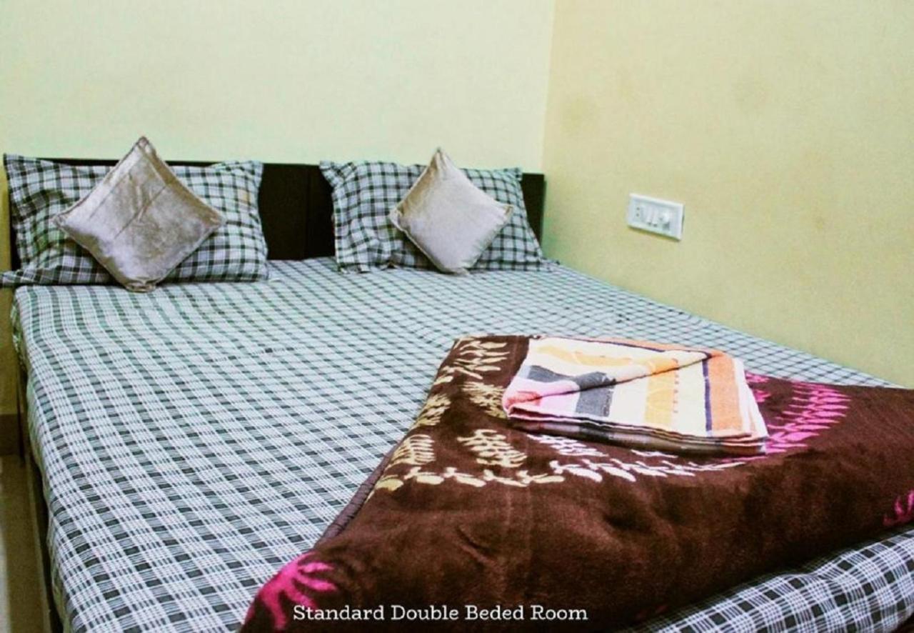 Mansarovar Guesthouse Ujjain Exteriör bild