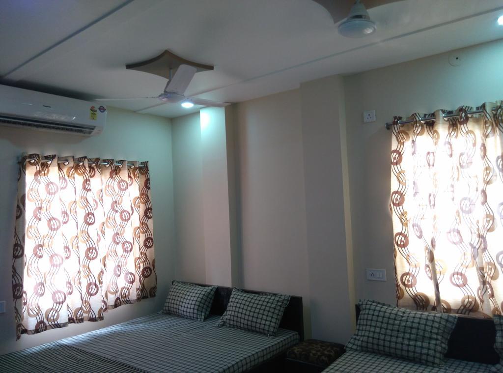 Mansarovar Guesthouse Ujjain Exteriör bild