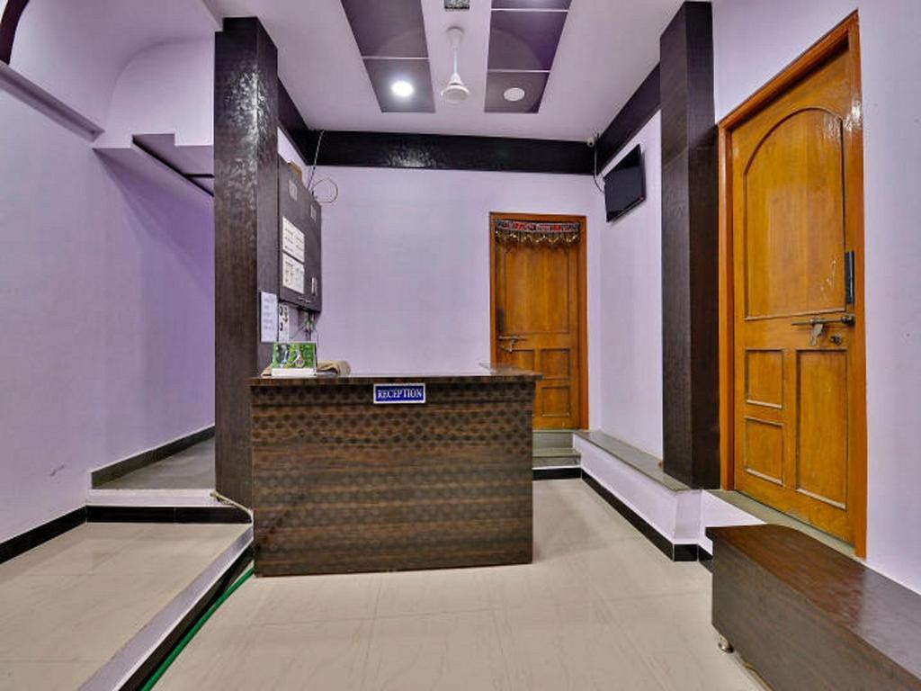 Mansarovar Guesthouse Ujjain Exteriör bild