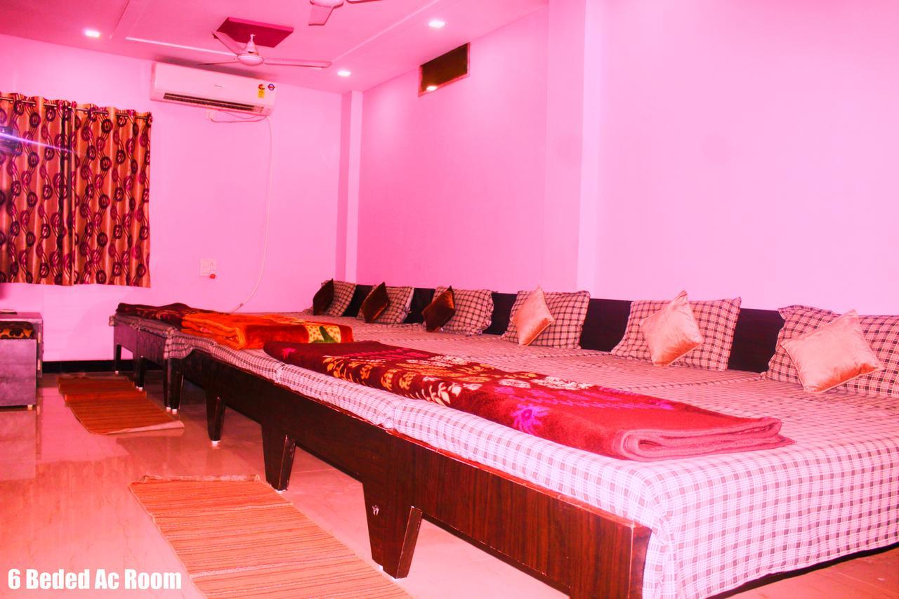 Mansarovar Guesthouse Ujjain Exteriör bild
