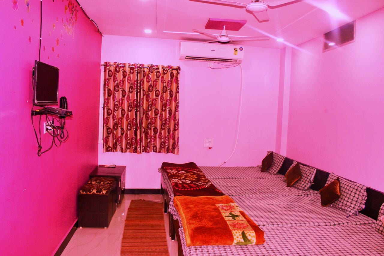 Mansarovar Guesthouse Ujjain Exteriör bild